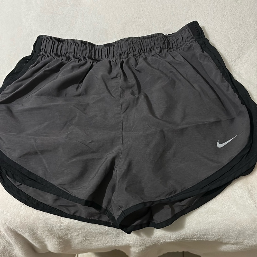Nike Gray and Black Athletic Shorts Lightweight Moisture-Wicking